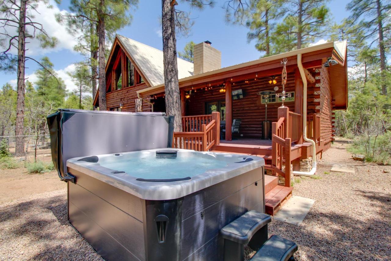 Lakeside Cabin On 2 Acres With Fire Pit And Hot Tub! Pinetop-Lakeside Exterior foto